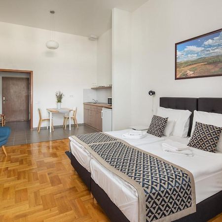 Grossmann Haz Aparthotel Mád Exteriör bild