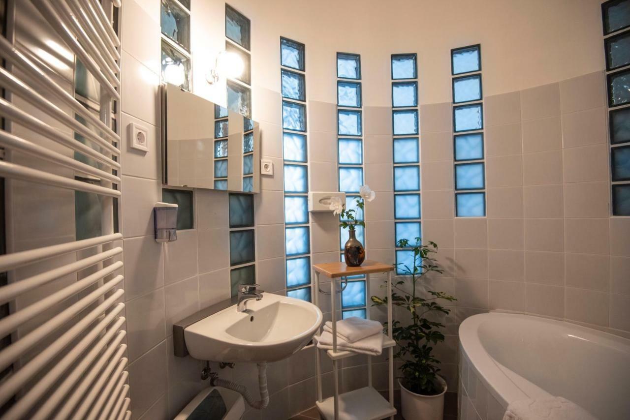 Grossmann Haz Aparthotel Mád Exteriör bild